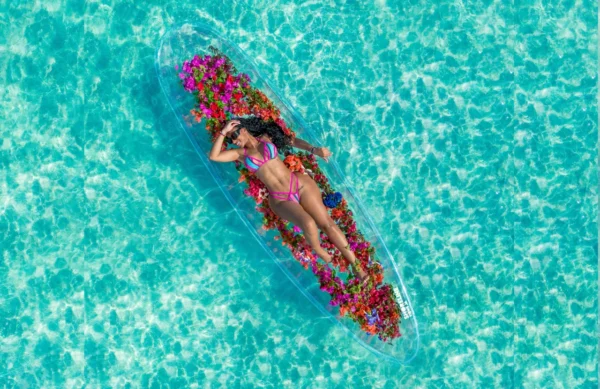 Flower Girl Clear Kayak Photoshoot - Image 5
