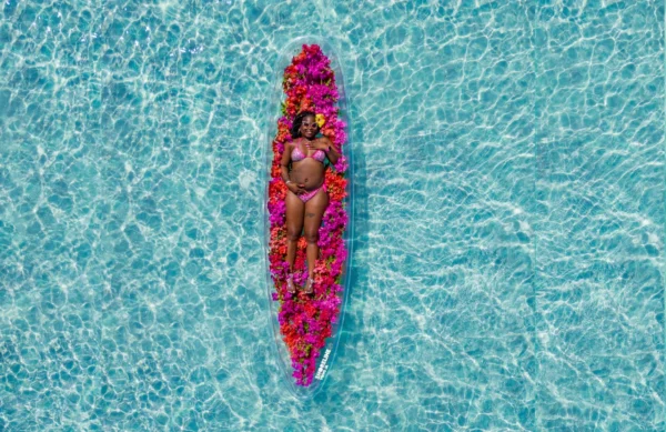 Flower Girl Clear Kayak Photoshoot - Image 6