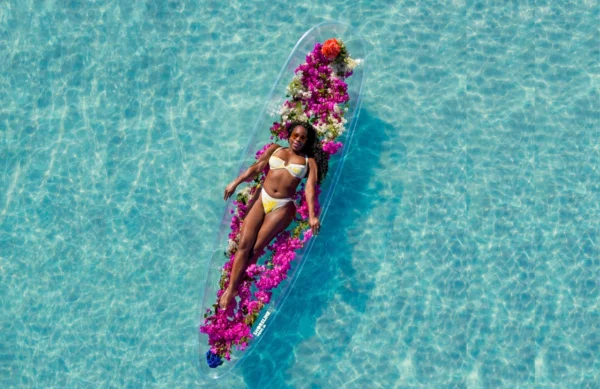 Flower Girl Clear Kayak Photoshoot - Image 7
