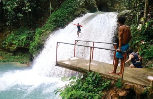 Blue Hole Adventure - Image 4